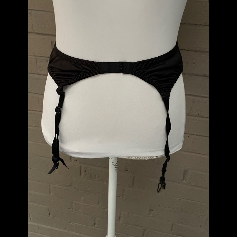 Vintage floral lace garter belt Small - Picture 6 of 13